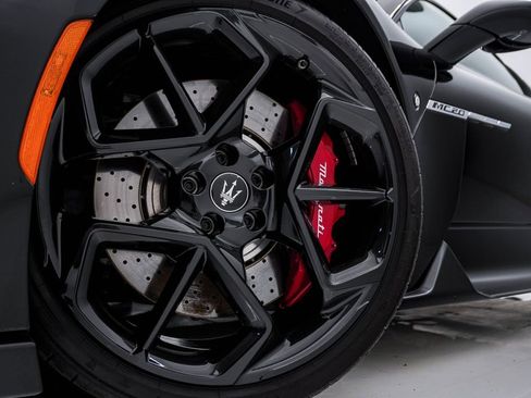 Certified 2023 Maserati MC20 Coupe RWD image 5
