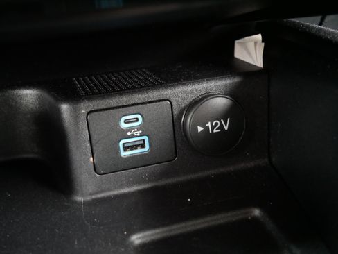 Certified 2022 Ford Escape SEL image 31