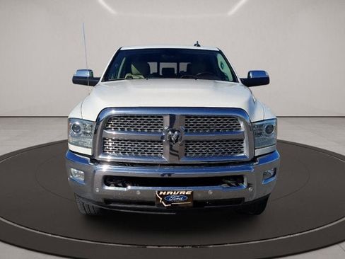 Used 2018 RAM 3500 Laramie w/ Convenience Group AWD/4WD image 2