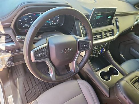 Used 2023 Chevrolet Tahoe Z71 w/ Luxury Package image 10