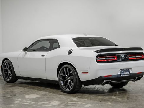 Used 2021 Dodge Challenger GT w/ Blacktop Package image 9