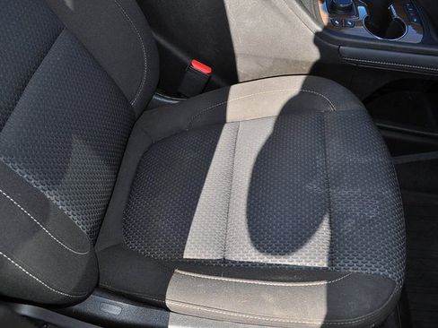 Used 2023 GMC Acadia SLE w/ Driver Convenience Package image 22