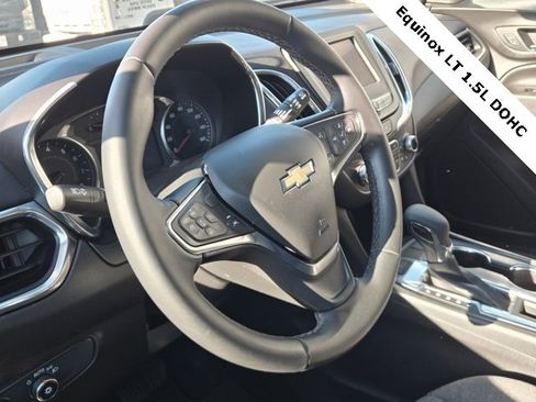 Used 2024 Chevrolet Equinox LT image 18