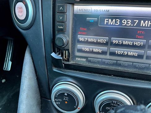 Used 2014 Nissan 370Z Touring w/ Sport Package image 28