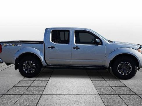 Used 2019 Nissan Frontier Desert Runner RWD image 4