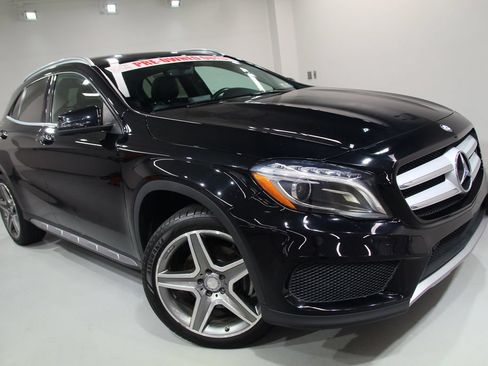 Used 2015 Mercedes-Benz GLA 250 4MATIC image 10