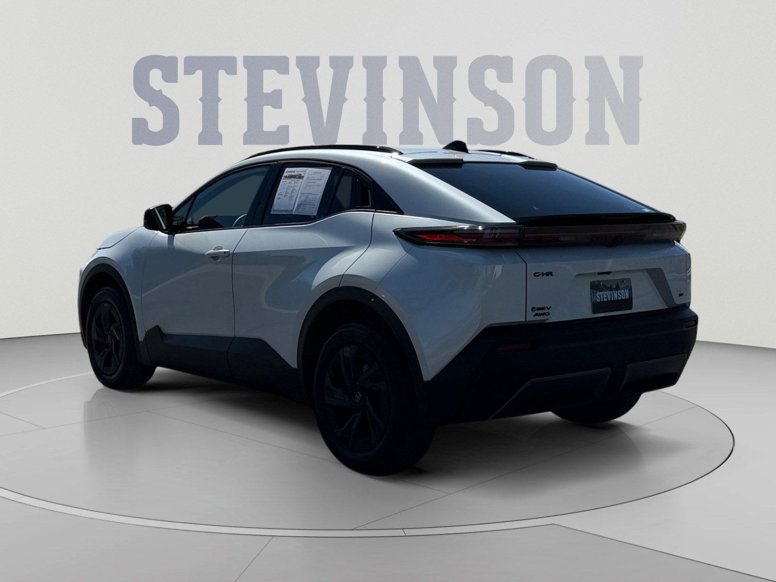 Used 2026 Toyota C-HR AWD/4WD image 3