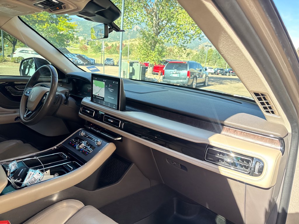 Used 2021 Lincoln Aviator Reserve w/ Equipment Group 201A AWD/4WD image 32