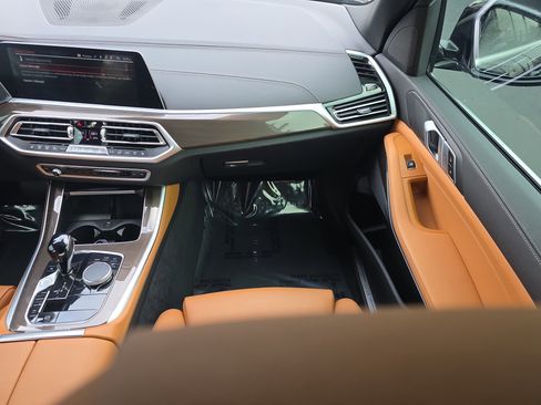 Used 2022 BMW X5 xDrive40i image 15