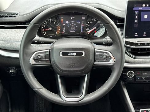 Used 2022 Jeep Compass Latitude image 15