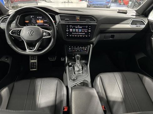 Certified 2024 Volkswagen Tiguan SE R-Line image 21