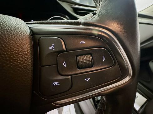 Used 2022 Buick Encore GX Preferred w/ Cold Weather Comfort Package AWD/4WD image 37