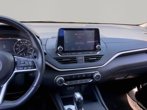 Used 2021 Nissan Altima 2.5 SR AWD/4WD image 9