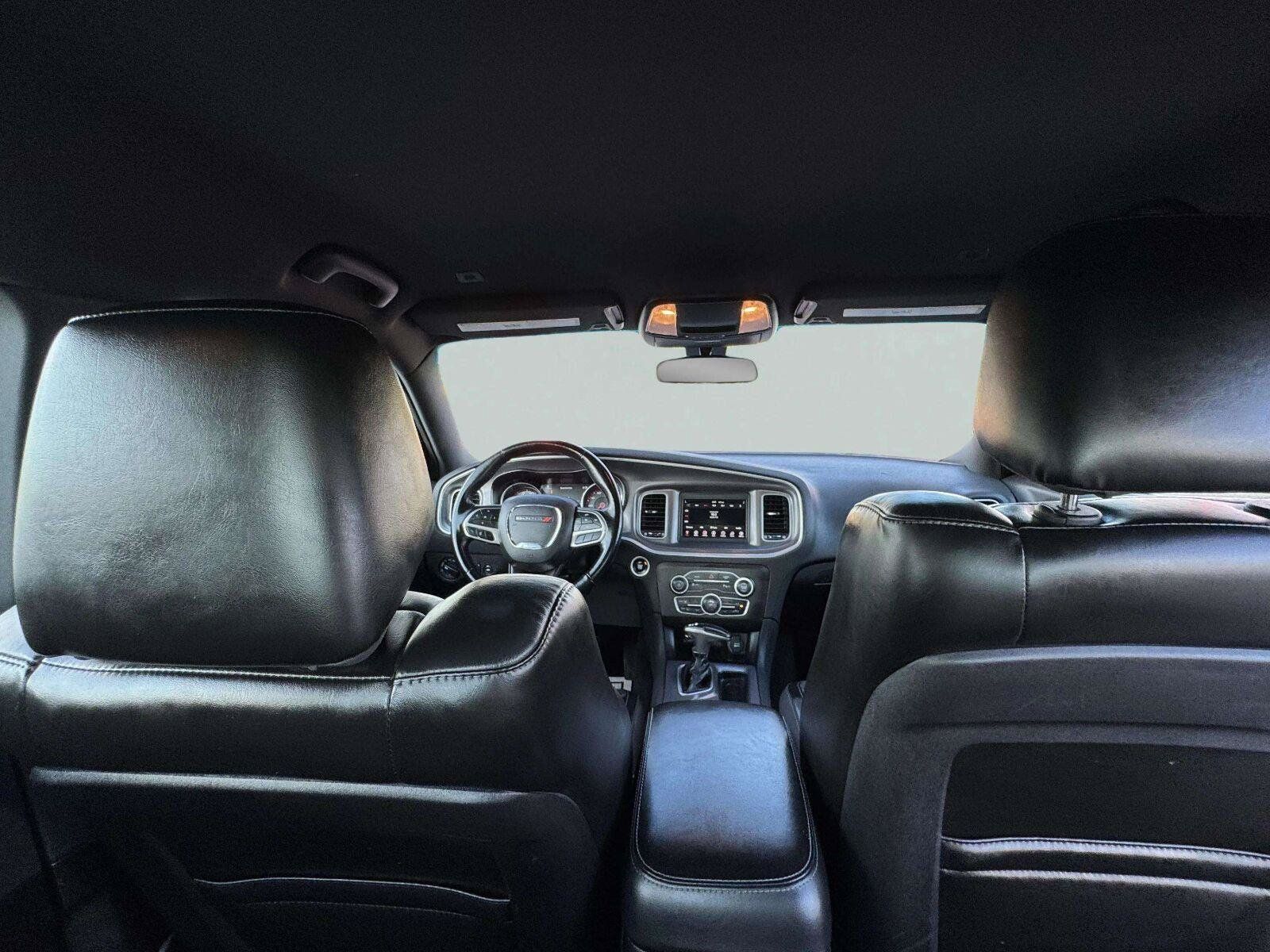 Used 2021 Dodge Charger SXT w/ Leather Interior Group RWD image 37