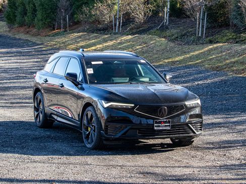 Used 2024 Acura ZDX Type S image 12