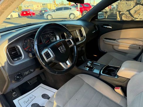 Used 2012 Dodge Charger SE w/ Sport Appearance Group image 12