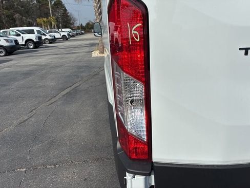 New 2026 Ford Transit 250 148 Medium Roof w/ Load Area Protection Package image 13