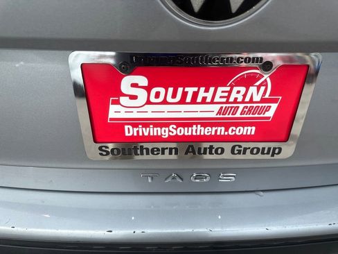 Used 2024 Volkswagen Taos SE FWD image 21