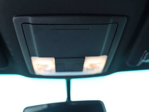 Used 2017 Ford Explorer XLT w/ Equipment Group 201A FWD image 37
