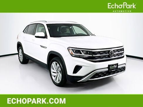 Used 2023 Volkswagen Atlas Cross Sport SE image 1