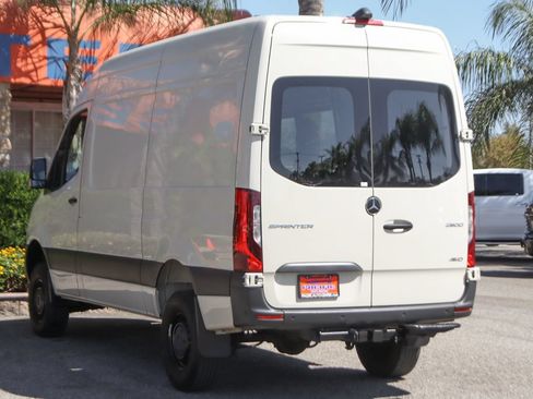 Used 2023 Mercedes-Benz Sprinter 2500 image 6
