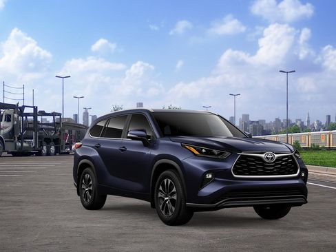 New 2026 Toyota Highlander XLE image 15