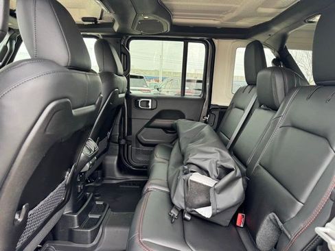 New 2026 Jeep Wrangler Unlimited Rubicon AWD/4WD image 29