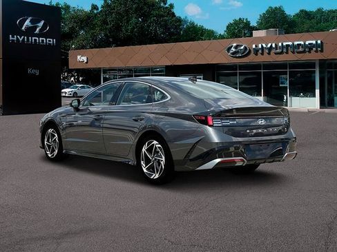 Used 2024 Hyundai Sonata SEL w/ Convenience Package image 6