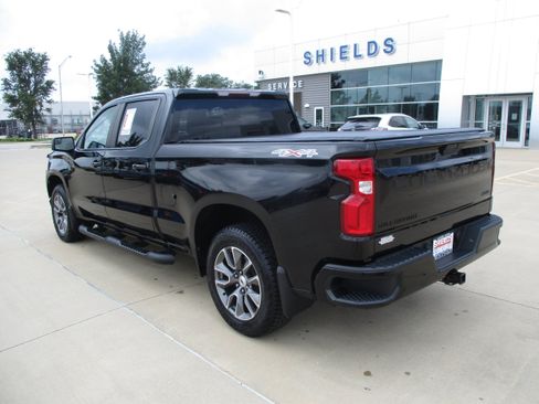 Used 2021 Chevrolet Silverado 1500 RST w/ Bed Protection Package AWD/4WD image 4