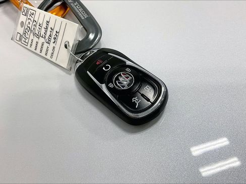 Used 2023 Buick Enclave Essence w/ Experience Buick Package image 13