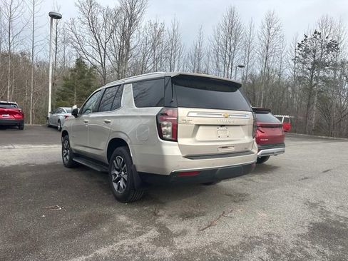 Used 2022 Chevrolet Tahoe LT w/ LT Signature Plus Package image 6