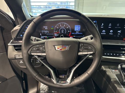 Used 2024 Cadillac Escalade V image 32