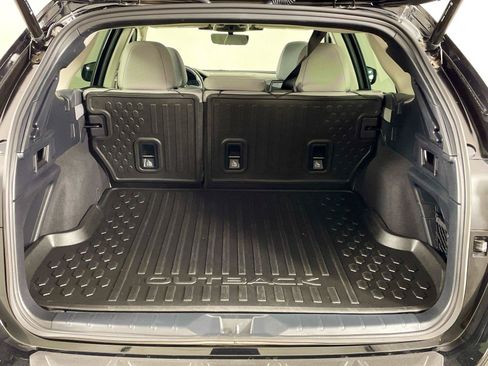 Used 2025 Subaru Outback Premium AWD/4WD image 26