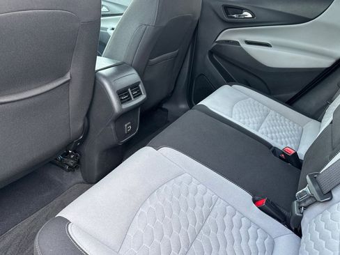 Certified 2021 Chevrolet Equinox LT w/ Driver Convenience Package image 12