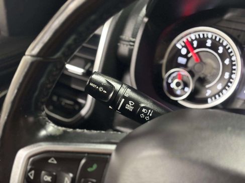 Used 2019 RAM 1500 Laramie image 41