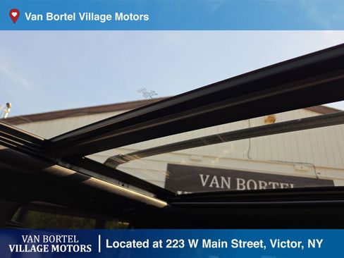 Used 2021 Ford Expedition XLT AWD/4WD image 23