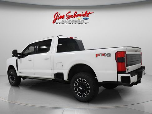 Used 2025 Ford F250 Platinum AWD/4WD image 4
