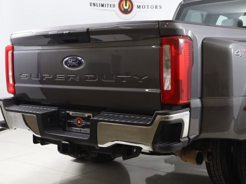 Used 2023 Ford F350 XLT image 40