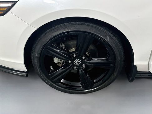 Used 2024 Honda Accord Sport image 30