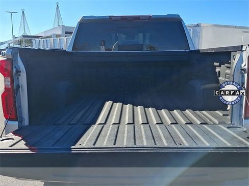 Used 2022 Chevrolet Silverado 1500 ZR2 w/ Technology Package image 28