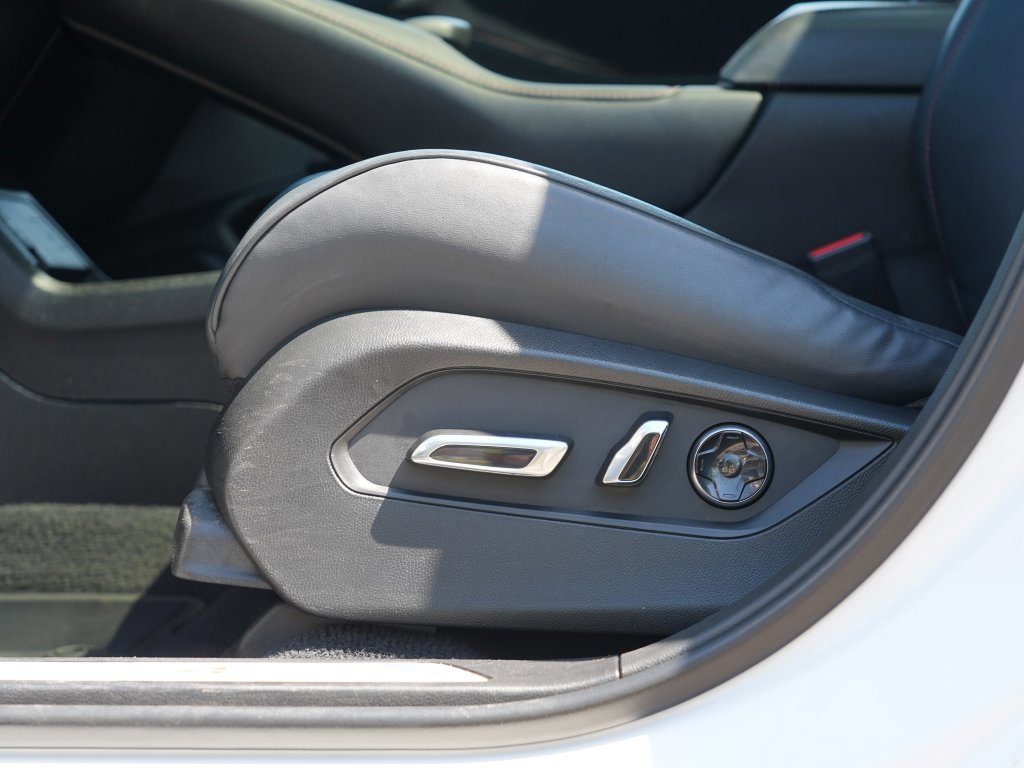 Used 2022 Acura RDX A-Spec AWD/4WD image 15