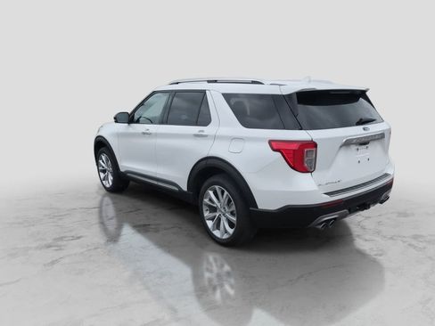 Used 2023 Ford Explorer Platinum w/ Technology Package AWD/4WD image 6