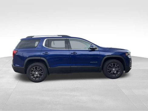 Used 2023 GMC Acadia SLT image 29