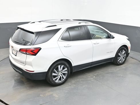 Used 2023 Chevrolet Equinox Premier image 37