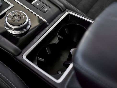 Used 2023 Mitsubishi Outlander SE image 41