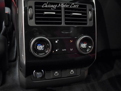 Used 2022 Land Rover Range Rover Sport SVR image 25