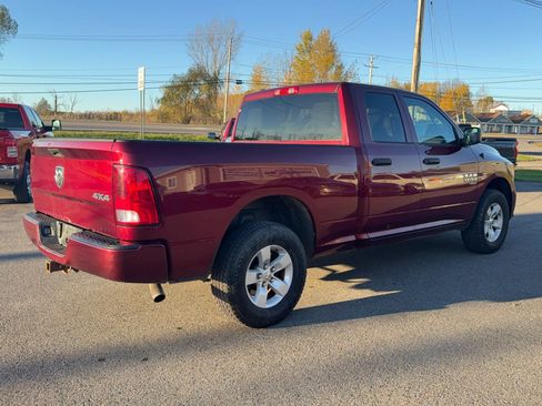 Used 2019 RAM 1500 Express AWD/4WD image 8