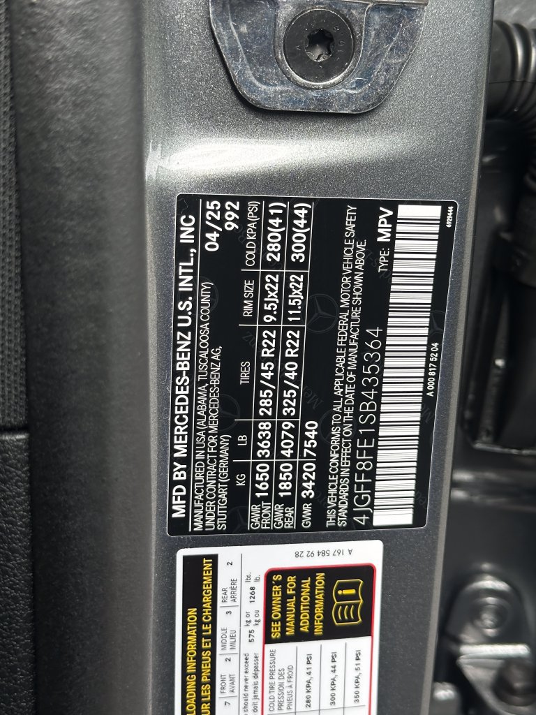 Certified 2025 Mercedes-Benz GLS 580 4MATIC image 36