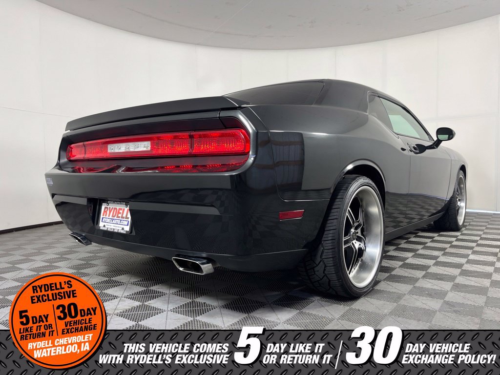 Used 2009 Dodge Challenger R/T RWD image 5