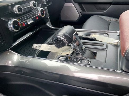 Used 2023 Ford F150 Lariat w/ Equipment Group 502A High image 19